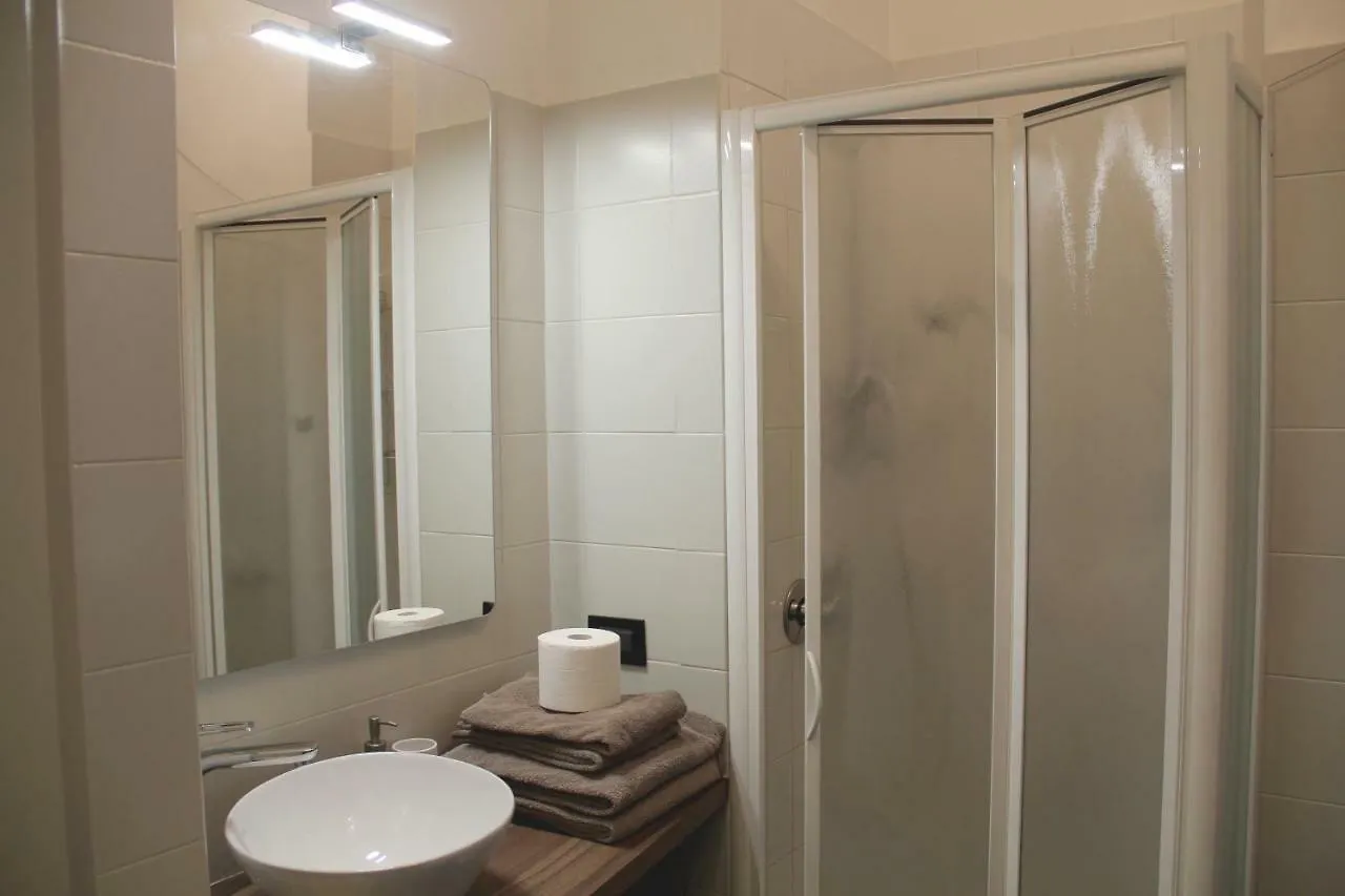Giovio Loft - The House Of Travelers Apartment Como